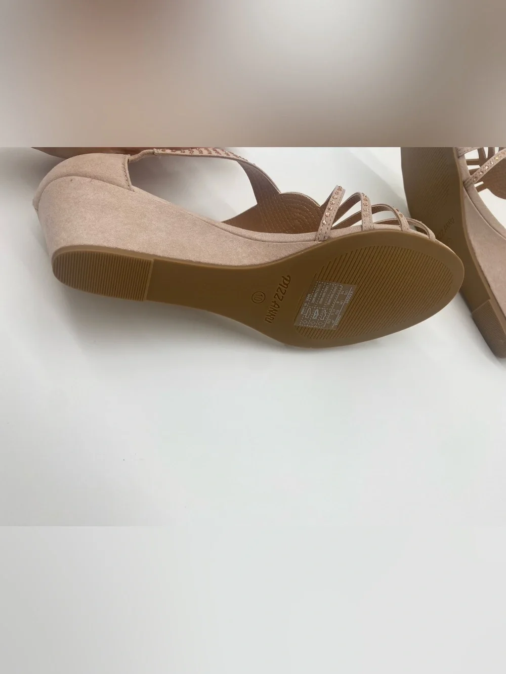 Women’s Nude Rhinestone Wedge Sandals Size 10 New